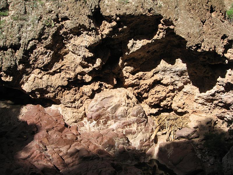 Tonto Natural Bridge 066.jpg